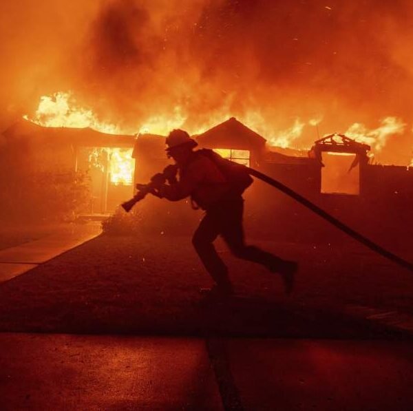 ¿Cuáles son celebridades afectadas por los incendios en&hellip;