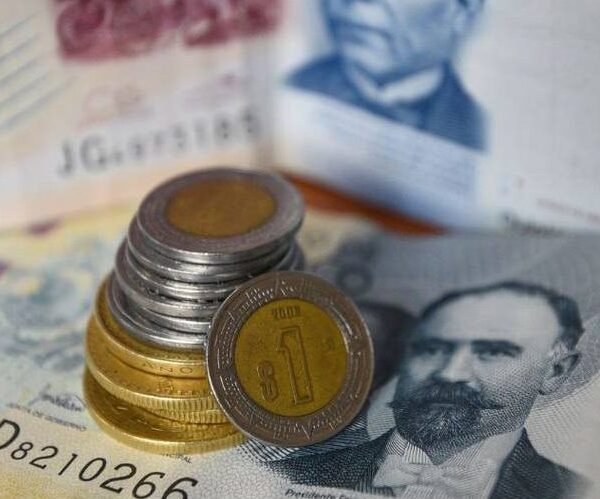 El peso mexicano se fortaleció ante titubeo del&hellip;