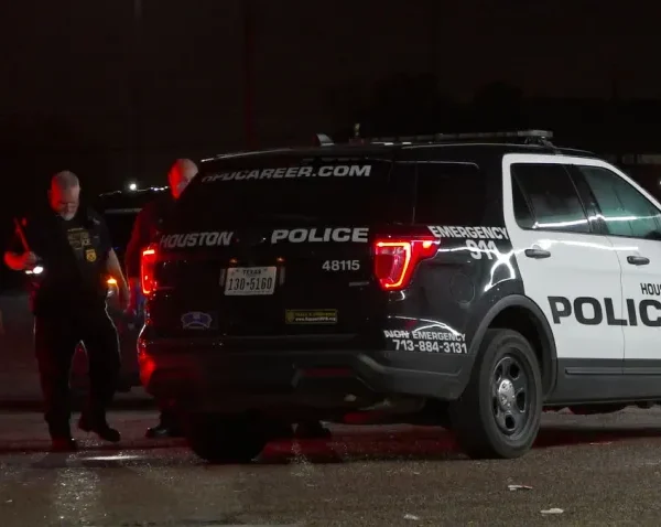Registran hecho violento en Houston con varios heridos