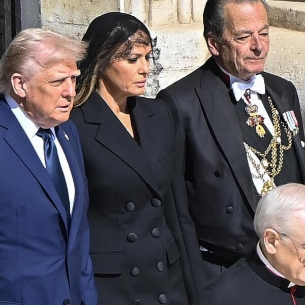 Donald Trump en el funeral del Papa Francisco&hellip;