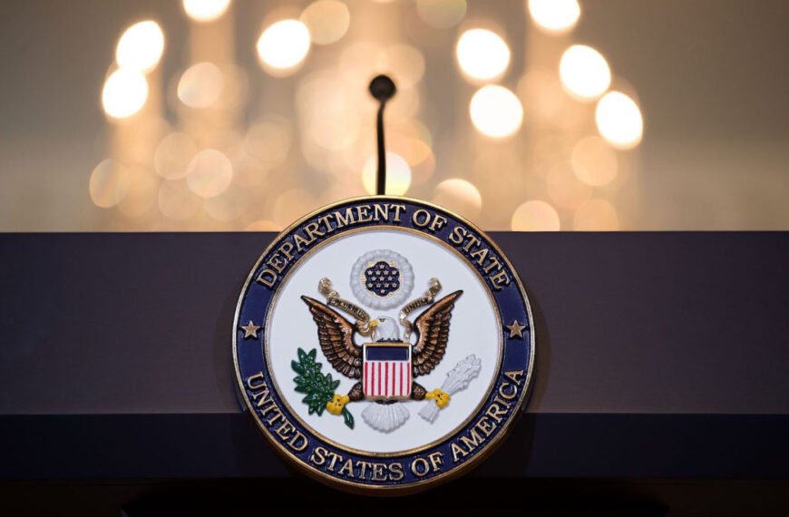 Presentan Plan de recortar empleos en…