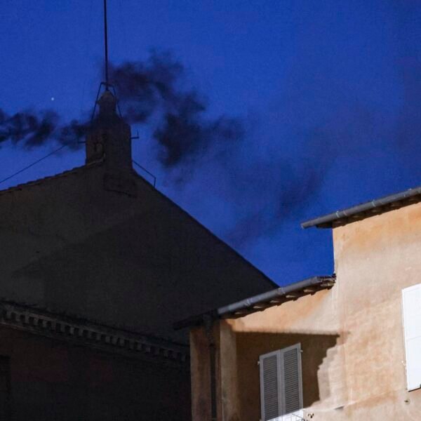 Fumata negra: No hubo acuerdo en primera votación…