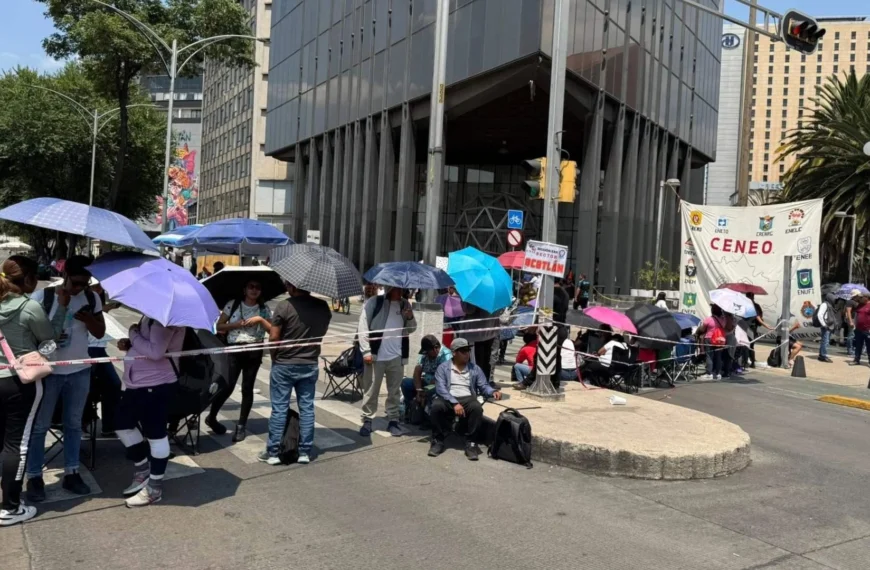 Los bloqueos de la CNTE crean&hellip;