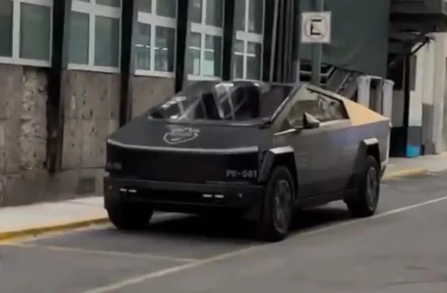 Las modernas patrullas Cybertruck de Jalisco