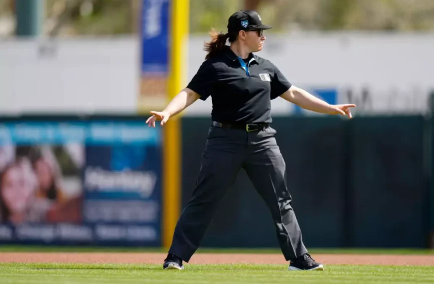 Jen Pawol, primera mujer en arbitrar&hellip;
