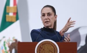 denuncia contra farmacéuticas en México