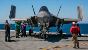Los letales F35 de Estados Unidos: despliegue militar en el Caribe contra el narcotráfico